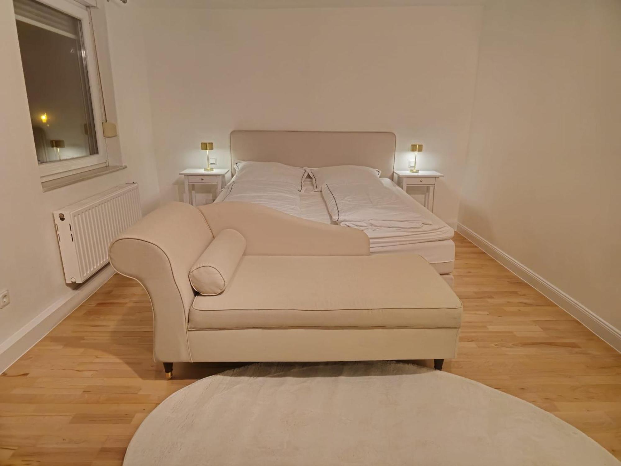 Ruhiges An Der Messe Homestay *